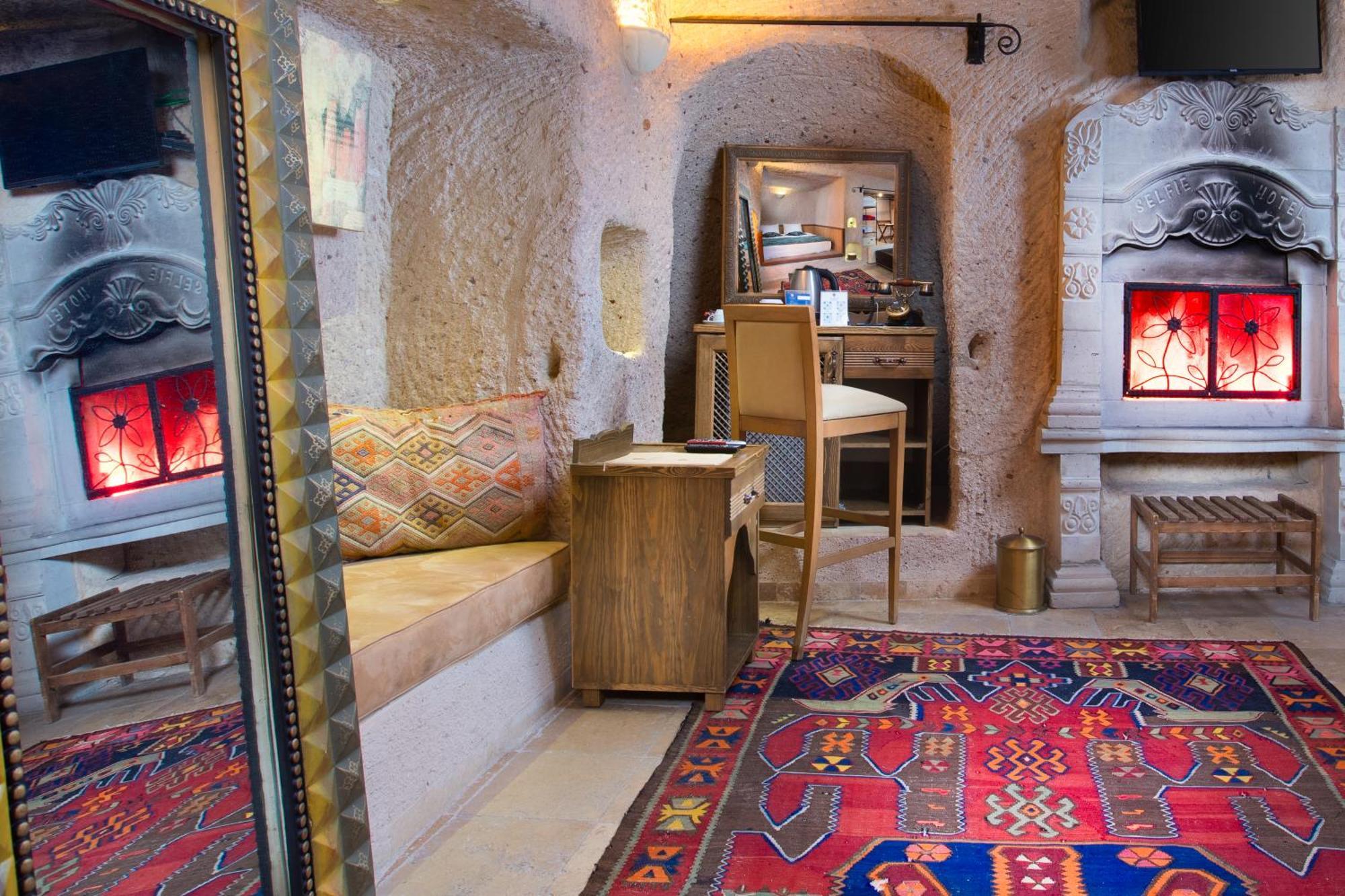 אוצ'יסר Cappadocia Fairy Chimneys Selfie Cave Hotels - Special Class מראה חיצוני תמונה
