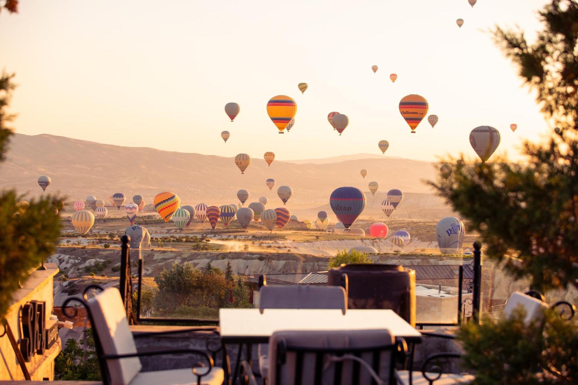 אוצ'יסר Cappadocia Fairy Chimneys Selfie Cave Hotels - Special Class מראה חיצוני תמונה