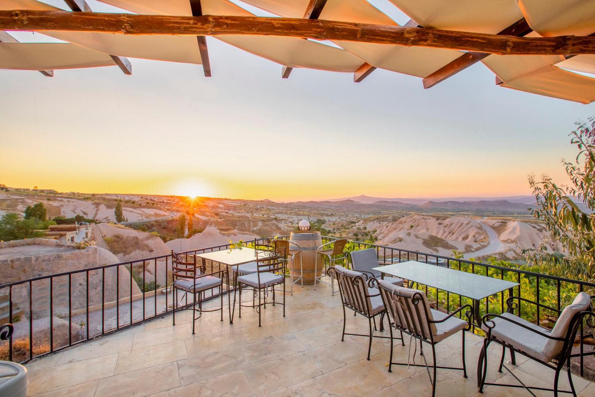 אוצ'יסר Cappadocia Fairy Chimneys Selfie Cave Hotels - Special Class מראה חיצוני תמונה