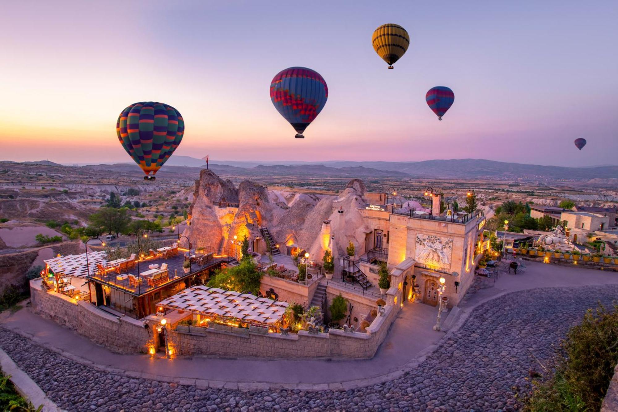 אוצ'יסר Cappadocia Fairy Chimneys Selfie Cave Hotels - Special Class מראה חיצוני תמונה