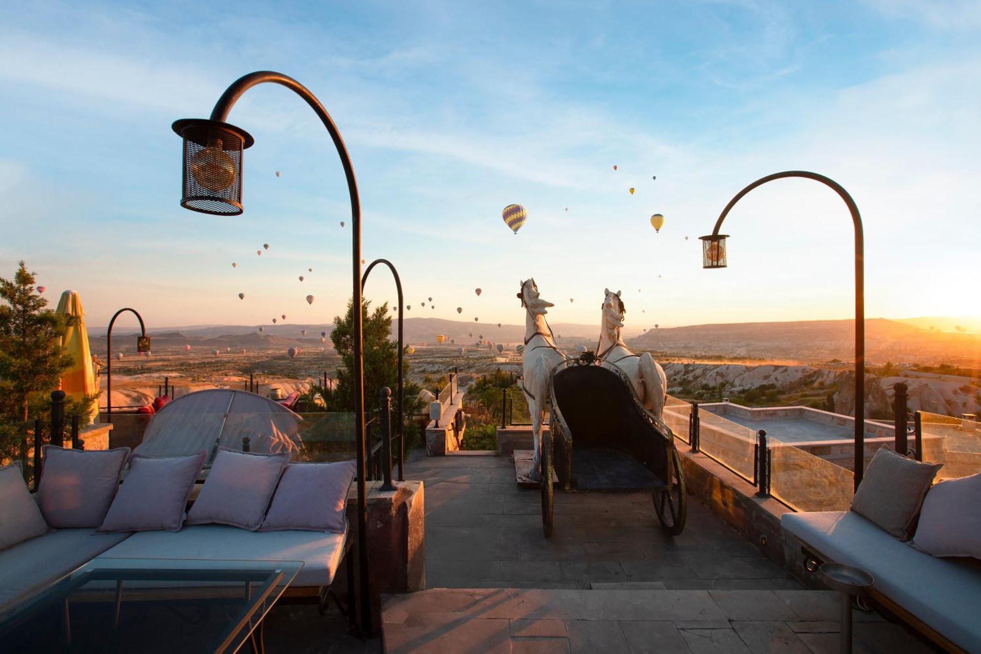 אוצ'יסר Cappadocia Fairy Chimneys Selfie Cave Hotels - Special Class מראה חיצוני תמונה